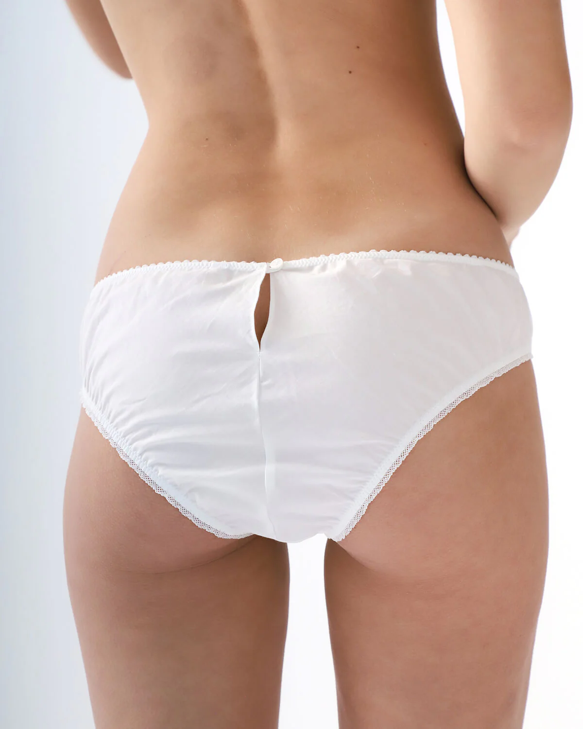 The French Brief: White Cotton Voile - Image 5